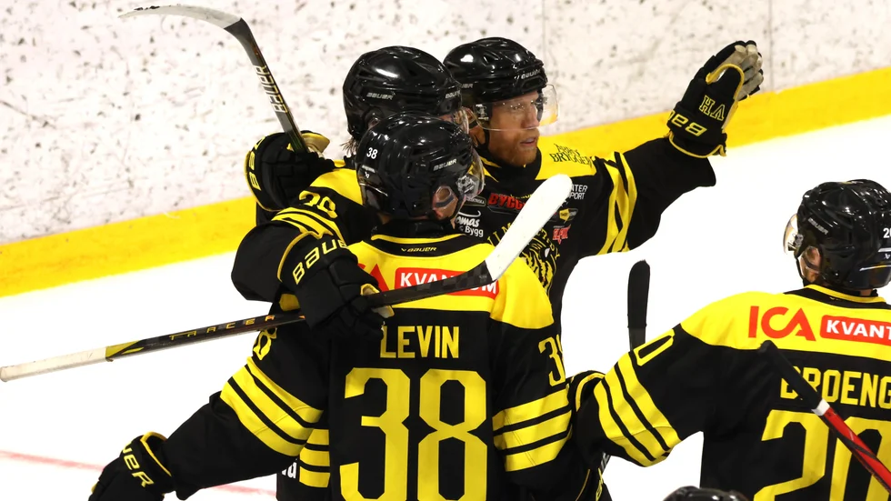 Vimmerby Hockey spelar match ikväll. En ganska viktig sådan. Det är nämligen historisk premiär för laget, i Hockeyallsvenskan.