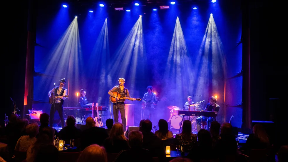 Jesper Lindell och hans band tog publiken med storm.