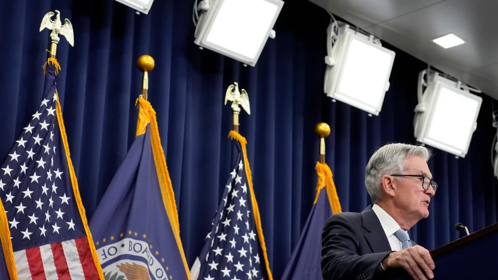 Jobbstatistiken ses som en viktig mätare för hur USA:s centralbank Federal Reserve (Fed) kan tänkas agera framöver. På bilden Fed-chefen Jerome Powell. Arkivbild.