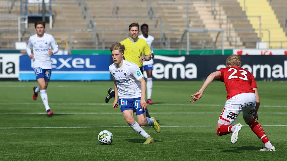 Isak Ellbring spelade hela matchen när IFK:s U21-lag mötte Degerfors.