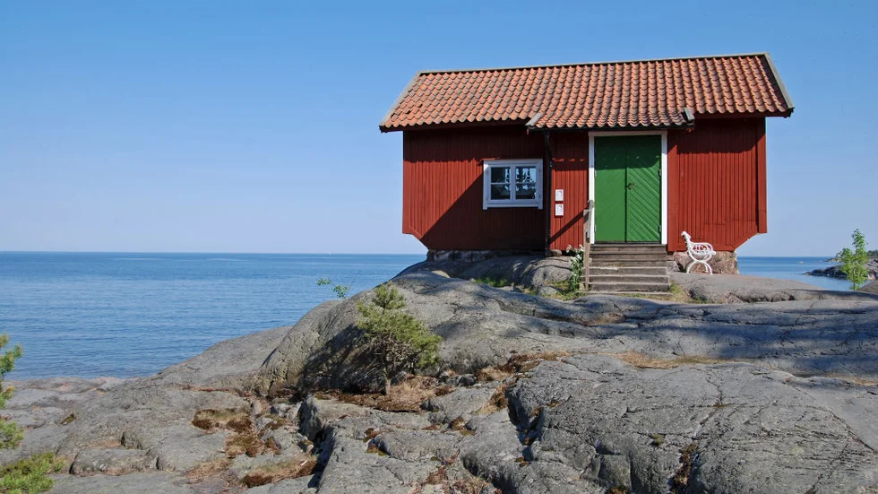 Din plats på jorden? Friggeboden är en symbol för frihet. Enkla byggregler och man kan använda den till vad man vill.  Foto: Conny Sjöström/Shutterstock