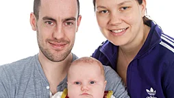 Jenny och Robert Lönn, Linköping, fick den 3/1 en dotter som heter Freja. Vikt 4 030 g, längd 52 cm.