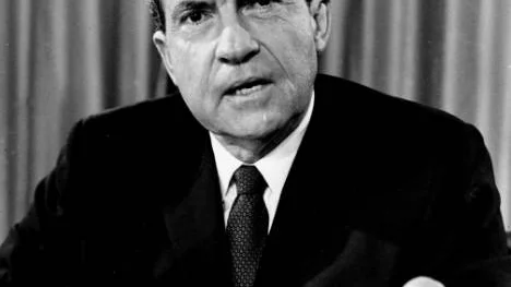 NSD:s Peter Swedenmark drar paralleller mellan Wikileaks, Watergate och Richard Nixon (USA:s president 1969-1974).
