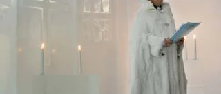 Fullsatt när iskyrkan invigdes