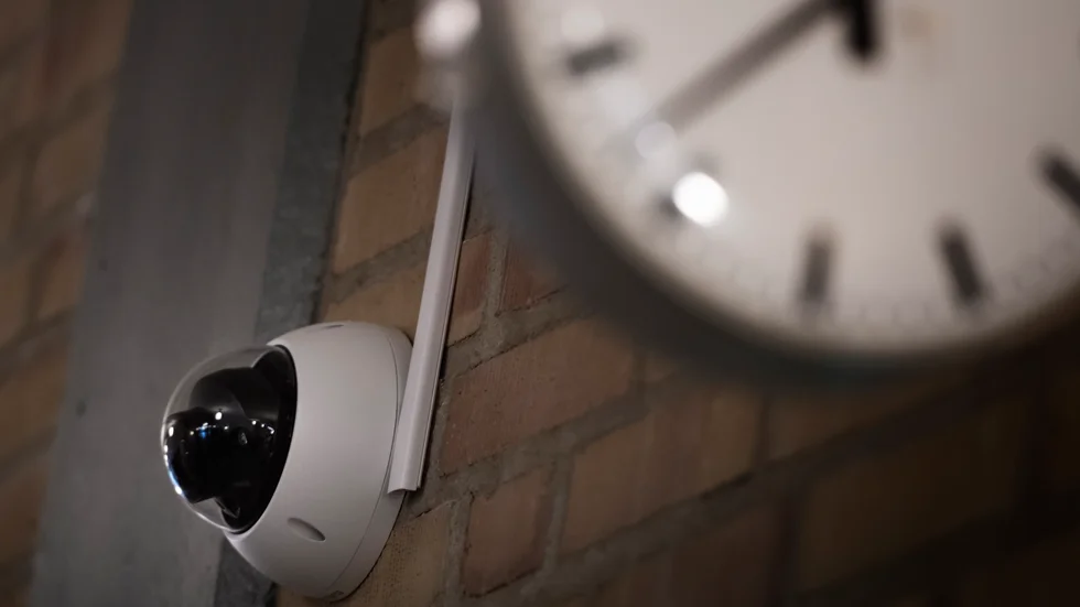 Konstapel eller kamera? Vilken är den bästa metoden för brottsbekämpning? 