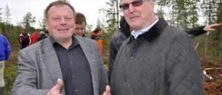 Kommunalrådet och landshövdingen jublar åt beslutet