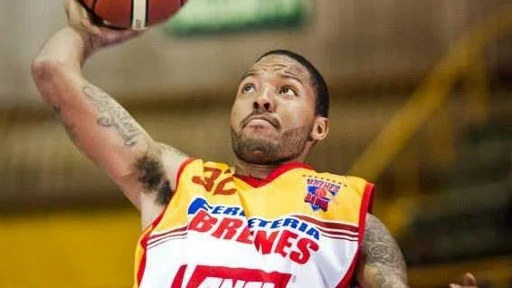 Trygg värvning. Brandon Rozzell har spelat för Peter Öqvists förre kollega i Danmark.
