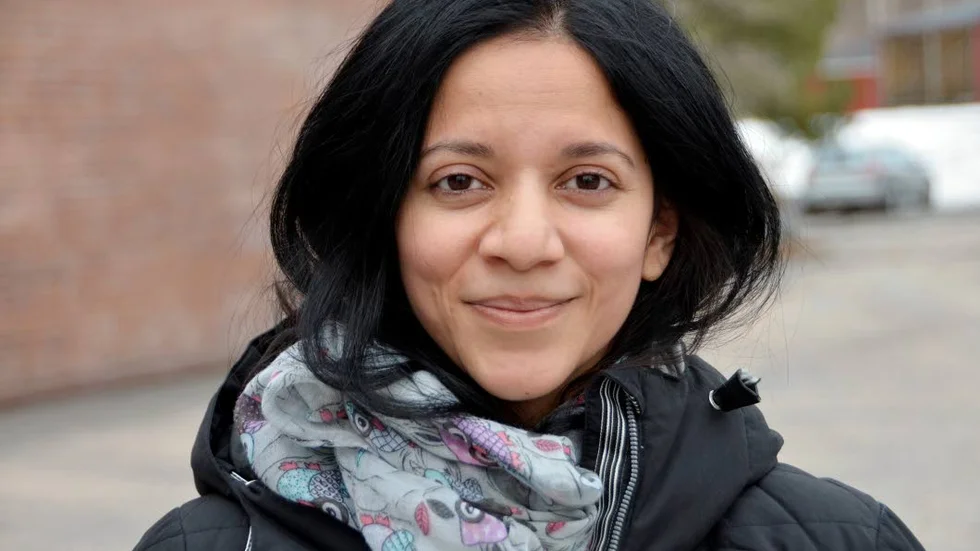 Lär sig svenska. Det gör Fathima Zamruth Packeer Ally som bor i Boden sedan 2013.