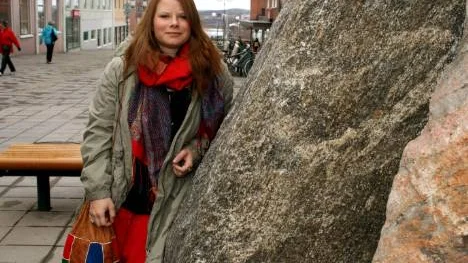 Förstagångsväljaren Helena Partapuoli, 19, tycker att det är viktigt att rösta i Sametingsvalet den 17 maj.FOTO: Alexander Linder