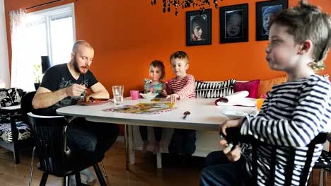 Szechuankyckling med Vincent, Leo och Arwen.