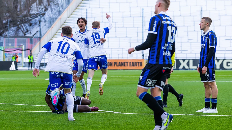 Kvitterat.FK Norrköpings Victor Lind jublar över sin kvittering mot Sirius.