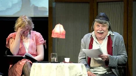 Staffan Westerberg fick både publik och medspelare (Karin Paulin) att skratta.