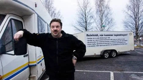 Trots bakslaget i Stockholms tingsrätt ger inte Jouko Kinnunen upp. Han är fast besluten att fortsätta sin kamp i nästa instans och ända upp till EG-domstolen om dert behövs. "Hela Tornedalen är med och stödjer mig", säger han. FOTO: Lenitha Andersson-Junkka