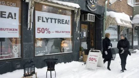 På måndagen startade QL:s flyttrea då nästan allt säljs för halva priset.