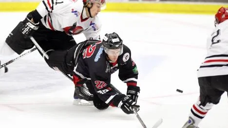 Kalix UHC vann till slut en jämn match mot gästande Luleå Rebels med 3-1. Det innebär att Kalix nu gör upp med Boden om vilket lag som ska vinna fortsättningsserien och ta sig till playoff mot allsvenskan.