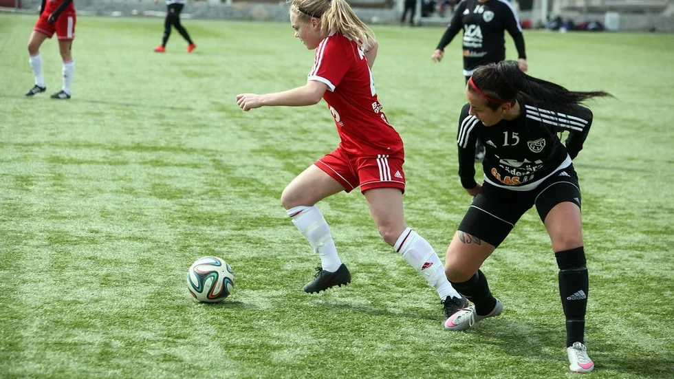 Ebba Lindgren och Håbo hade ingen lycka hemma mot seriefavoriten Danmark.