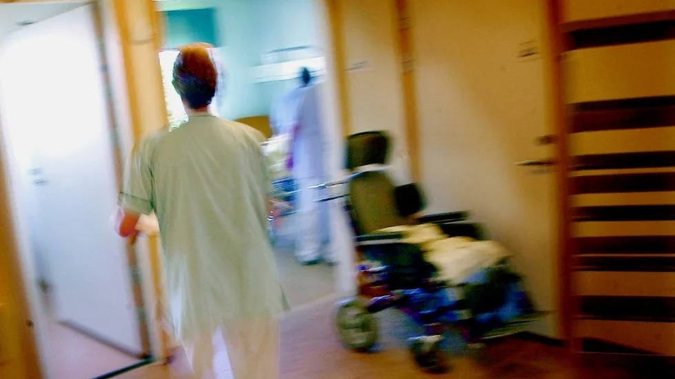 KOSTNADER. Färre hyrläkare – men fler hyrsjuksköterskor. Landstingets kostnader för inhyrda sjuksköterskor och psykologer ökade under förra året.