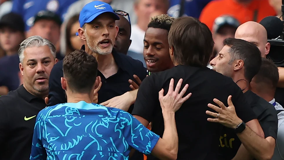 Chelseas tränare Thomas Tuchel straffas med avstängning efter ett bråk med Tottenhams dito Antonio Conte. Arkivbild.