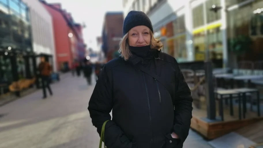 Anna-Lena Carlsson har bland annat kollat upp var närmaste skyddsrum ligger.