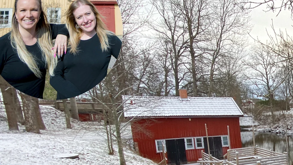 Kafé Munterhuset ligger precis vid vattnet. Till sommaren tar Deborah Williams och Malin Gotenmalm över driften av verksamheten.