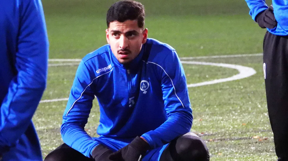 Mohammad Ahmadi är ÅFF:s första nyförvärv. Mittbacken kommer närmast från Falkenberg.