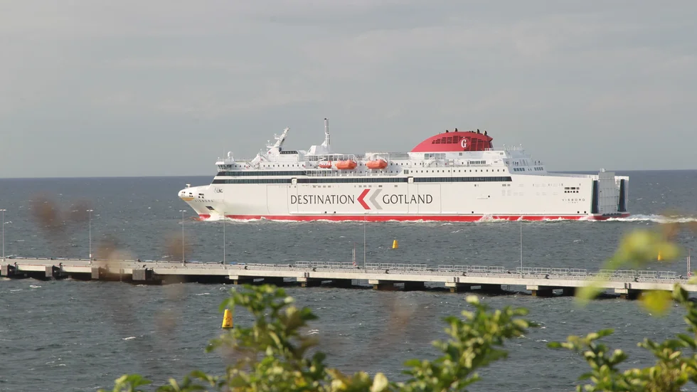 Antalet resenärer som bokar av sina resor har ökat i samband med att smittspridningen ökat.