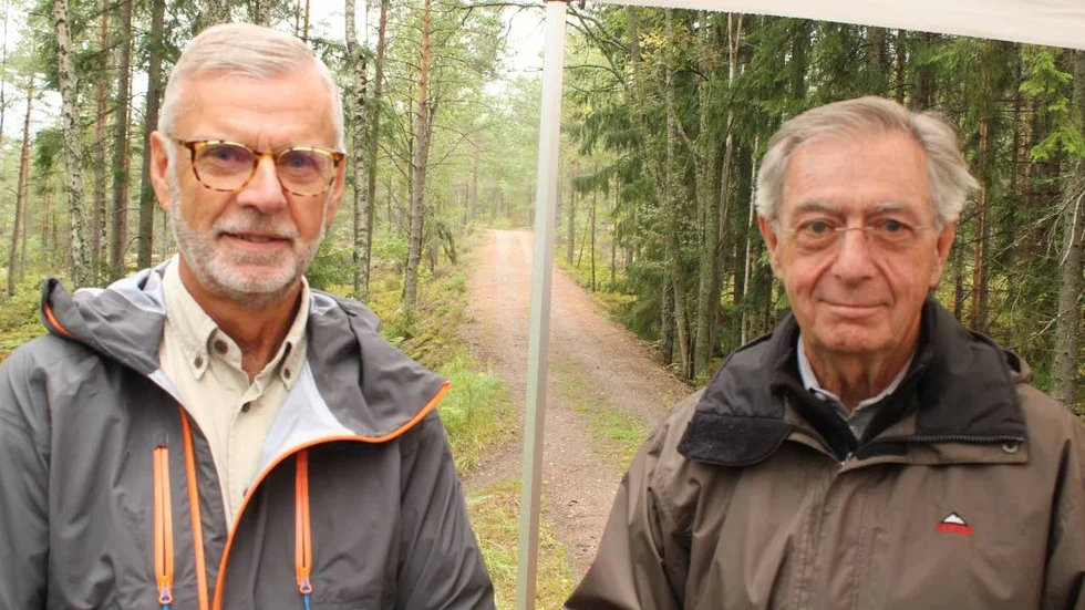 Bertil och John Fröberg äger skog i Lotorp tillsammans med kusinen Anna Fröberg Skeppstedt.