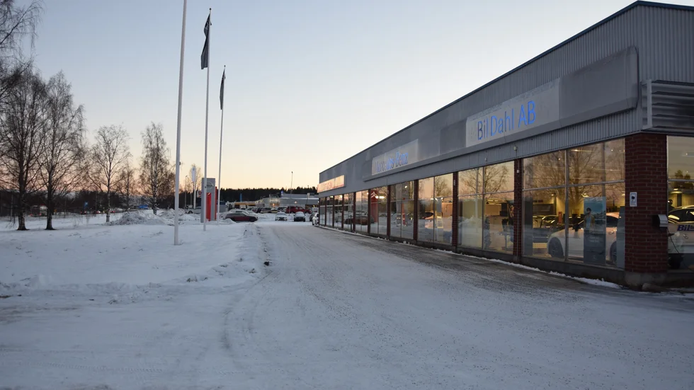 Ett kommunalt beslut som gäller Bil Dahl öppnar också för deras grannar att utöka tomterna.
