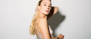 Alba August inleder turnén i Uppsala