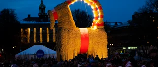 Julen snart här – Gävlebocken invigd