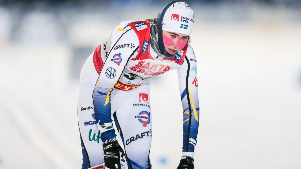 Ebba Andersson föll inför varvningen och slutade 21:a i Davos.
