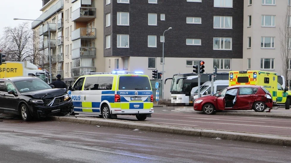En polisbil har krockat med en personbil i Uppsala.