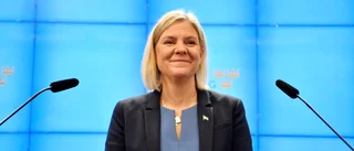 Glastak krossas och speglar plockas ner