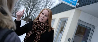 Annie Lööf (C) på plats i Linköping efter skjutningarna: ”Debatten om kriminaliteten är så enfaldig”