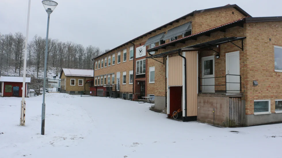 Vena Skola har akut lokalbrist, berättar rektor Louise Andersson. Lösningen kan vara att bygga nytt för förskolan. 
