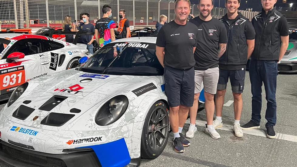 Patrik Skoog, Emil Persson, Henric Skoog och Gustav Bergström körde hem segern i Dubai.
