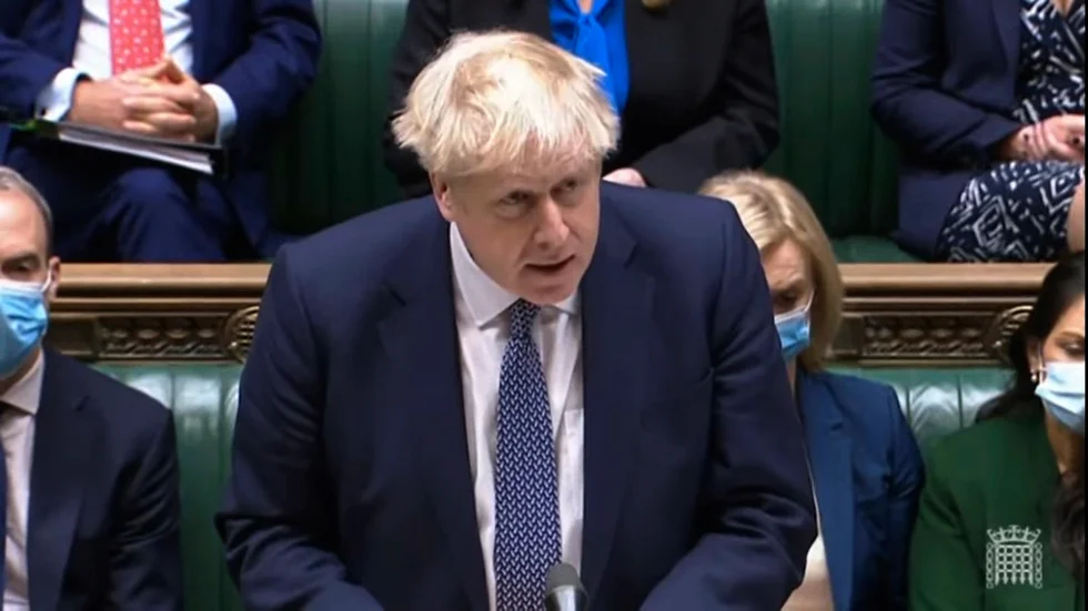 En pressad Boris Johnson under onsdagens frågestund.