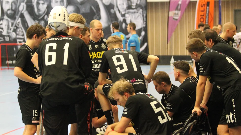 Åby Oilers med en timeout efter målraset bakåt.