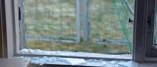 Smycken stals vid inbrott
