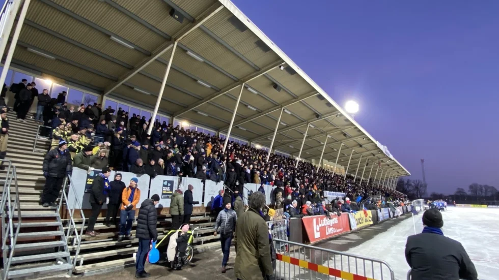 Kommer Studenternas bandyplan utomhus att ersättas av en inomhusarena i framtiden?