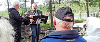 Kyrkstigsvandring till friluftsgudstjänst