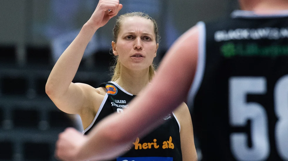 Ellen Nyström väntar sig en tuff match mot rivalen A3 Umeå under fredagskvällen. Kan Luleå Basket behålla sin förlustfria svit?