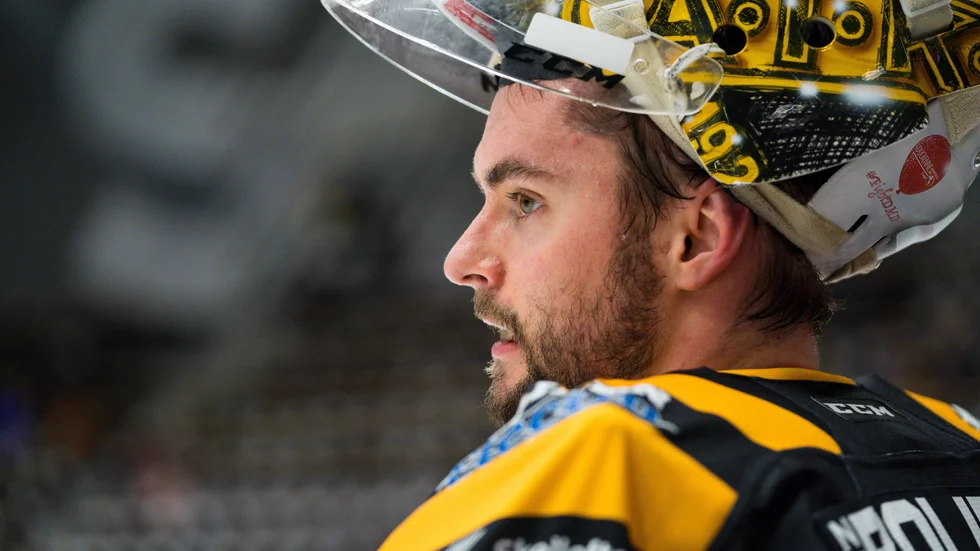 AIK:s målvakt Gustaf Lindvall. 