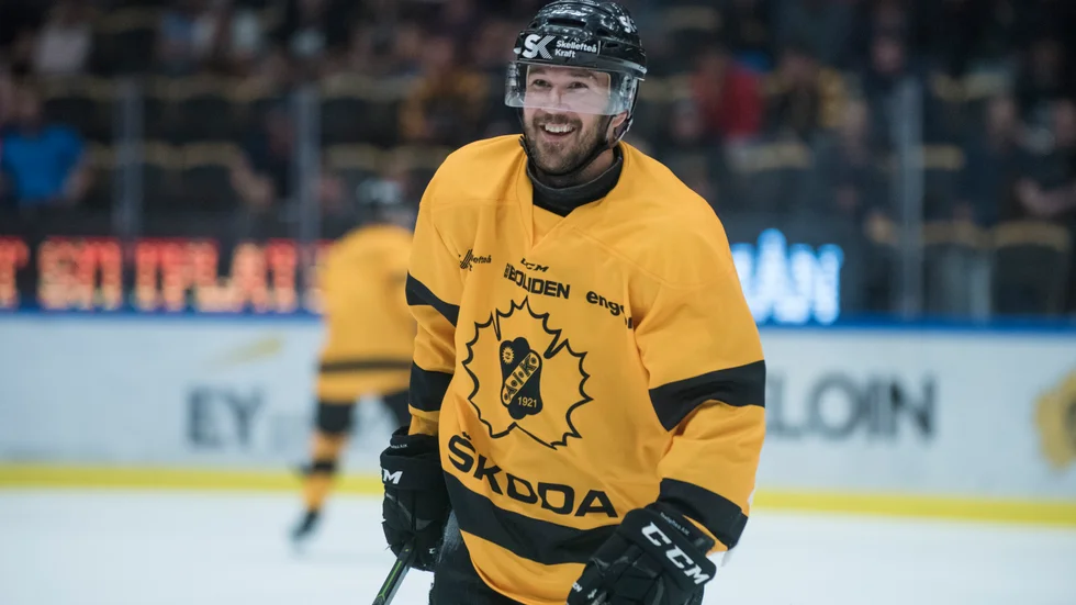 Jimmie Ericsson är tillbaka som kapten för Skellefteå AIK. 