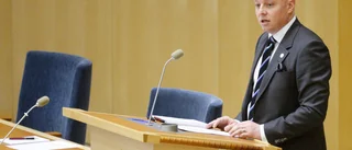 Sänk inte debatten till lågstadienivå