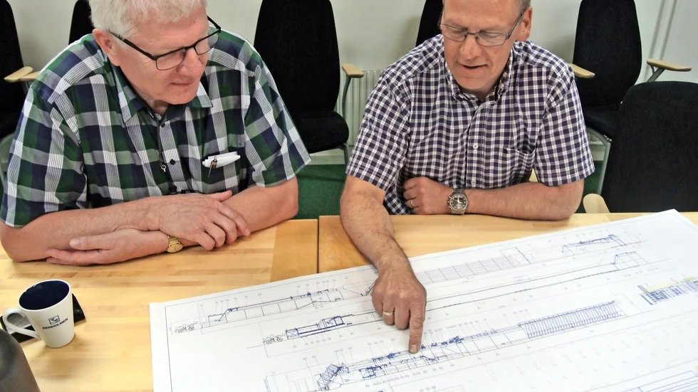 Glada. Vd Gunnar Marklund på Renholmen (t v) och marknadschefen Bernt-Ove Andersson har nu fått ännu en order från Finland. Foto: Arkivbild.