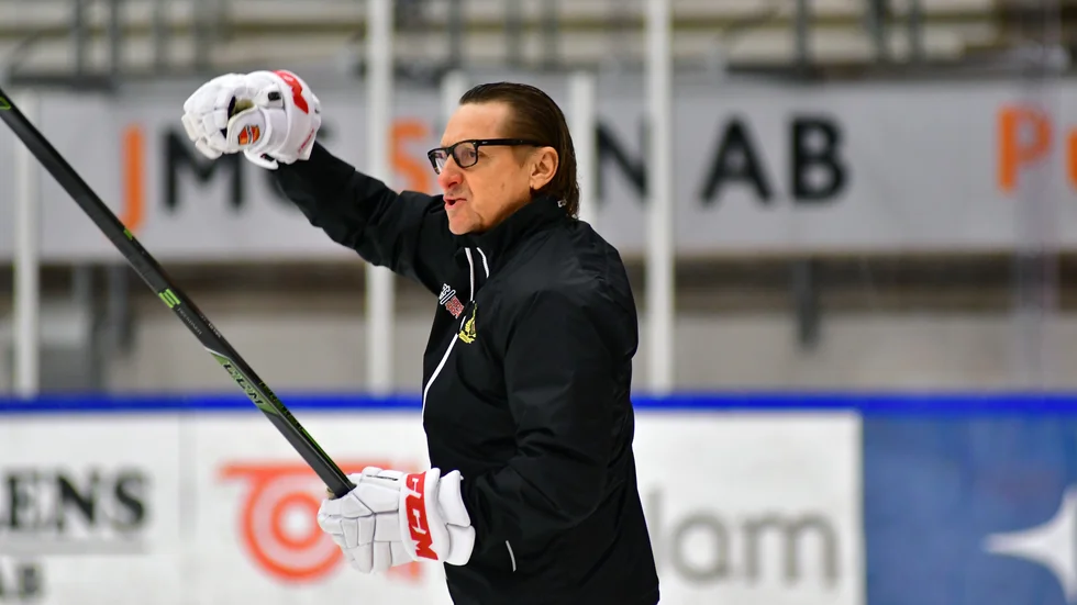 Michael Andreasson är tillbaka i Almtuna. Så här såg det när han jobbade i Uppsalaklubben senast.