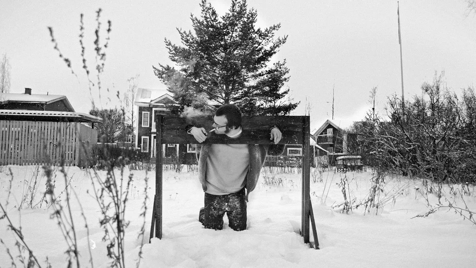 Skapandet. Erik Karlsson liknar skapandeprocessen vid ett transliknande tillstånd. "Jag går på så mycket magkänsla att det är svårt att sammanfatta vad fan jag hållit på med", säger han.