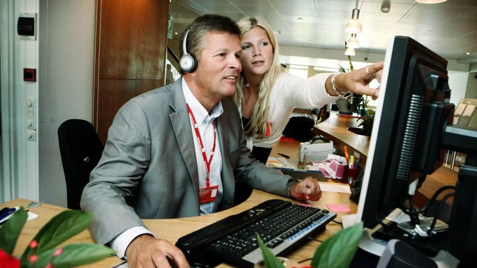 Vid första besöket vid Svenska Spel i Visby 2011 "praktiserade" Lennart Käll i växeln.