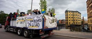 BILDEXTRA 2: Norrköping fylldes av studentflak – och jublande studenter